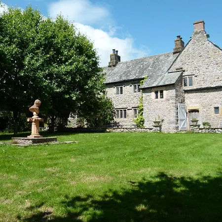 The Great Hall Bed & Breakfast 4*
