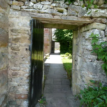 Frühstückspension The Great Hall 4*